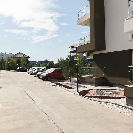Airport Residence - Across from Otopeni Airport Exterior foto