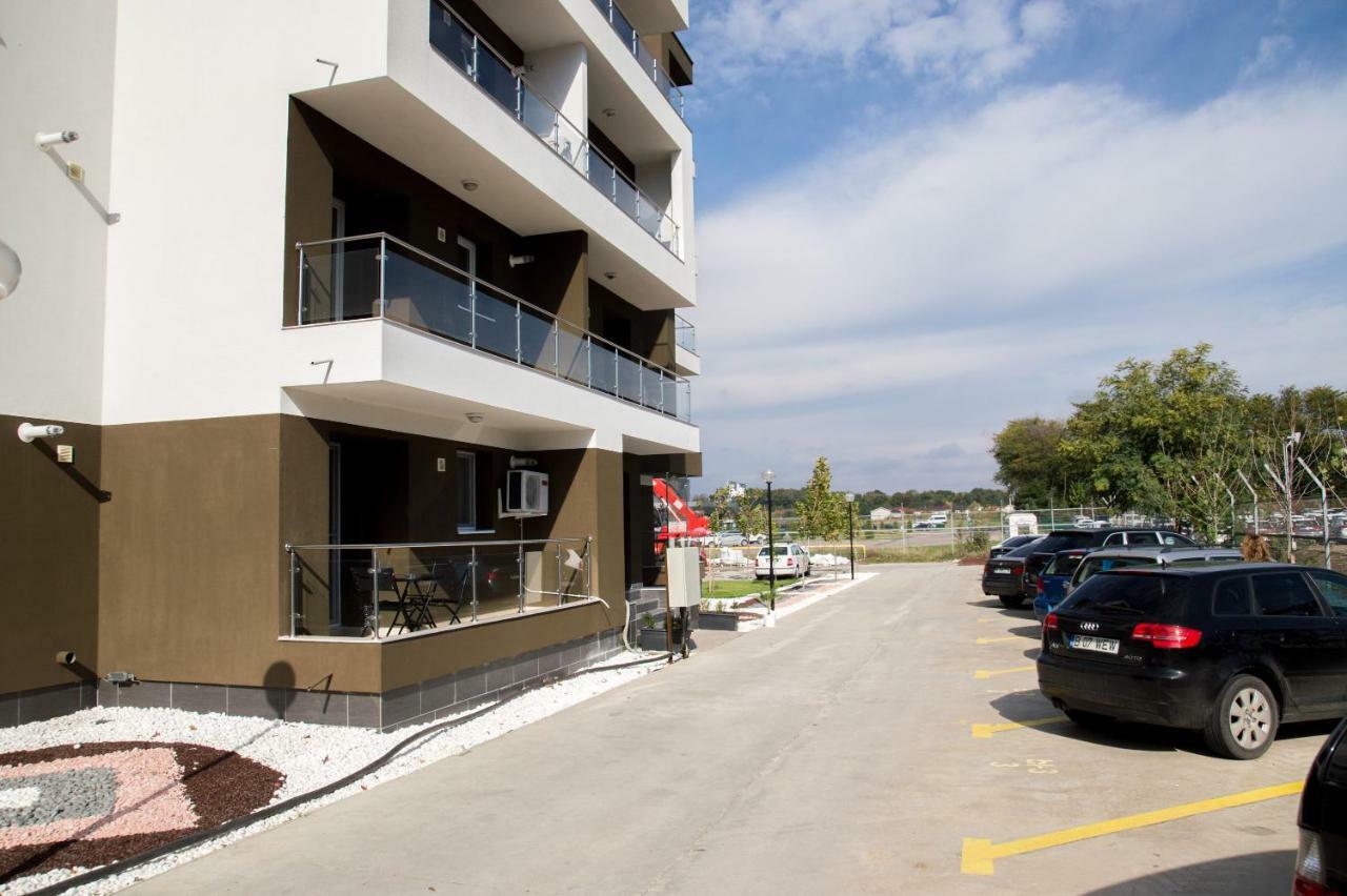 Airport Residence - Across from Otopeni Airport Exterior foto