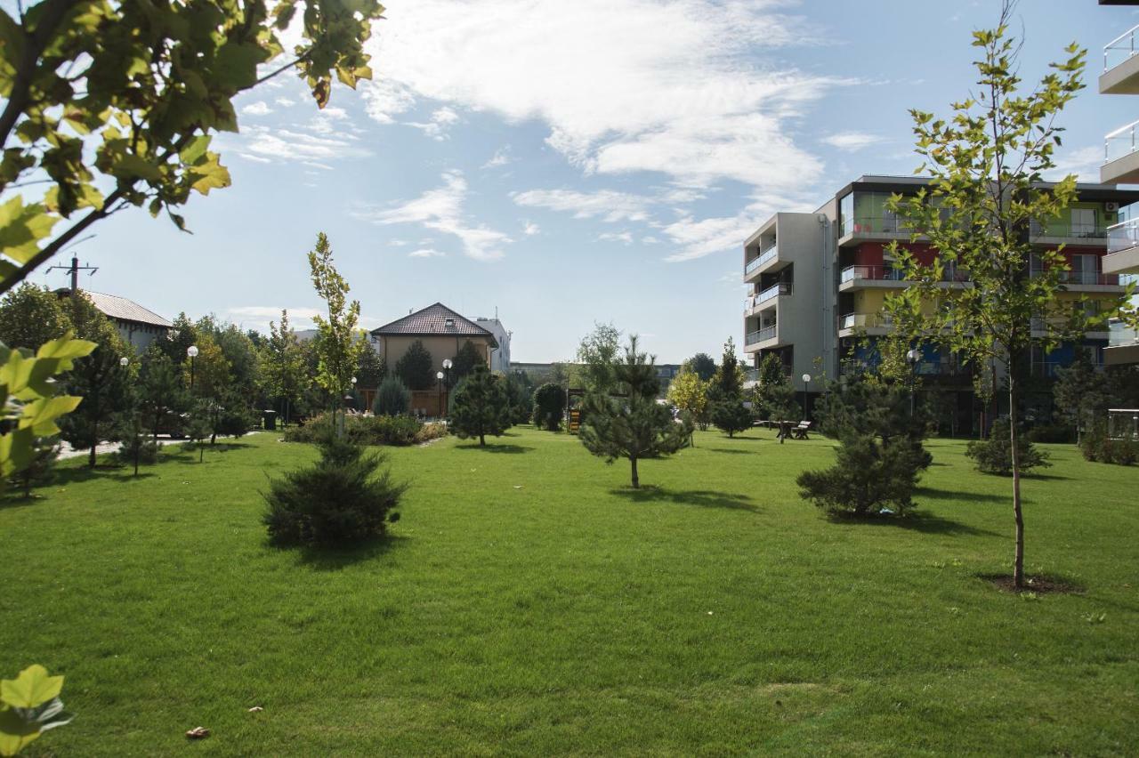 Airport Residence - Across from Otopeni Airport Exterior foto